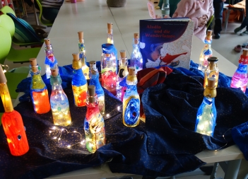 Die Bücherei Fürstenau zu Besuch in der Grundschule im Wesertal